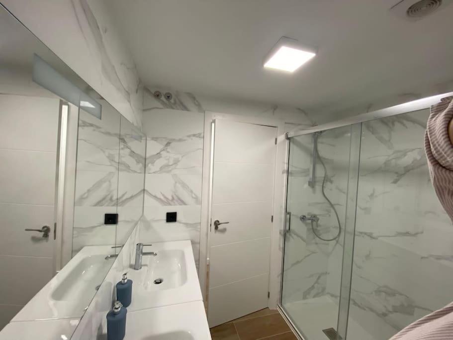 Апартаменты Vivienda Alameda De Santiago Сантьяго-де-Компостела Экстерьер фото